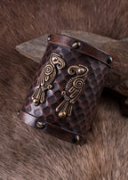 Protège-bras Viking en cuir Hugin et Munin – Manchette nordique brune