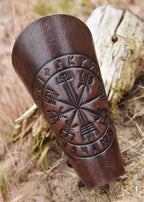 Protège-bras Viking en cuir Vegvísir marron – Manchette nordique de bras embossée